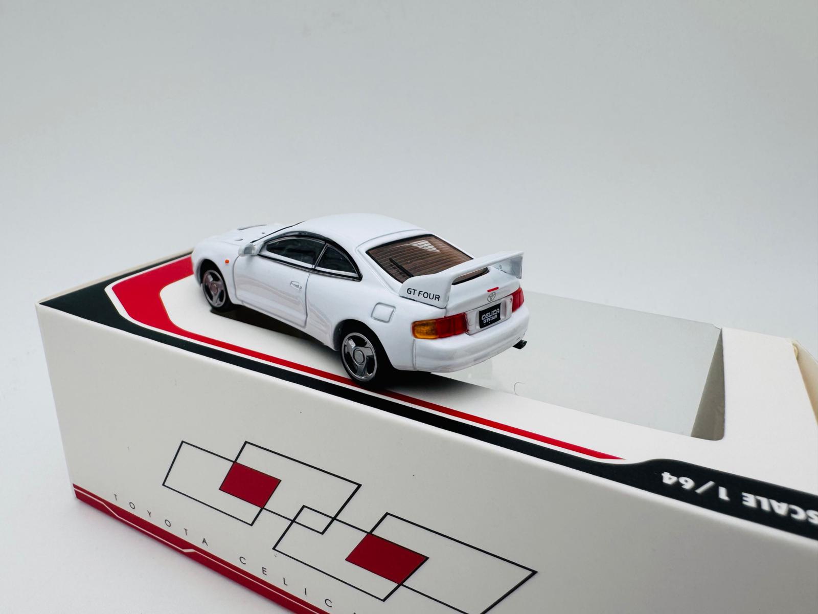 BMC 1:64 TOYOTA CELICA ST205 1999 GT FOUR WHITE – Bild 4