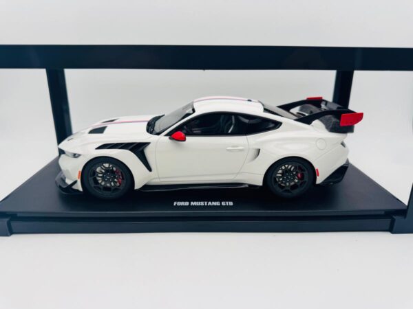 GT SPIRIT 1:18 FORD MUSTANG GTD - Imagen 2
