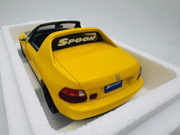 OTTO 1:18 HONDA CIVIC DEL SOL SPOON YELLOW - Imagen 4