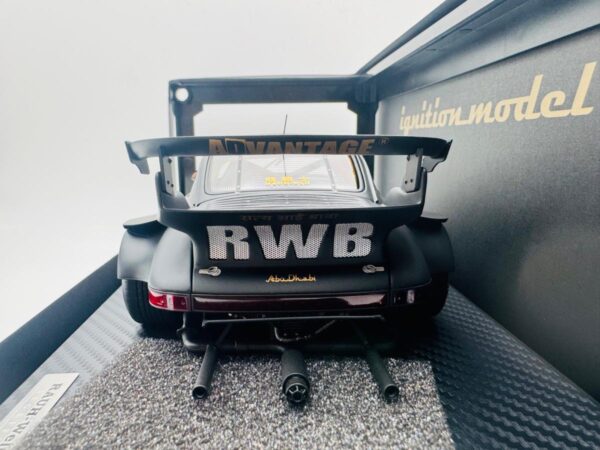 IGNITION MODEL 1:18 PORSCHE RWB STELLA ARTOIS - Imagen 6