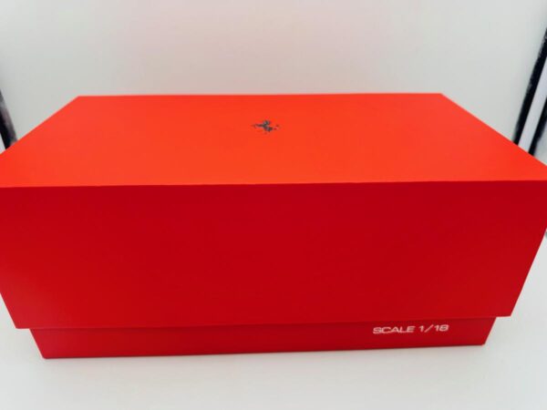 BBR 1:18 FERRARI 12CILINDRI PANORAMIC ROOF MATT BLACK  UNIT 29 DE 48 - Imagen 9