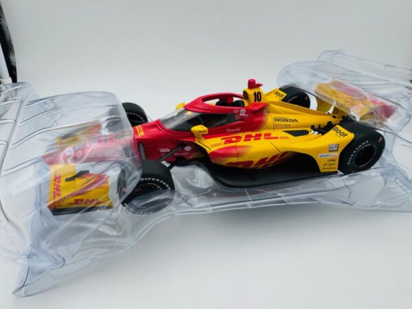IXO 1:18 INDYCAR ALEX PALOU - Image 2