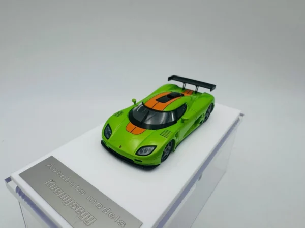 AUTOBOTS 1:64 KOENIGSEGG CCGT GREEN - Imagen 3