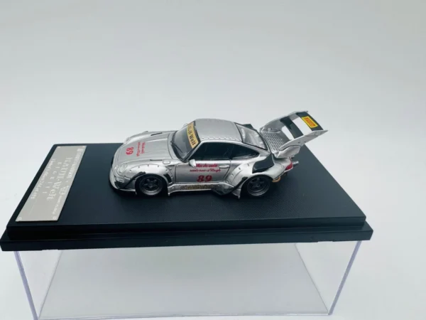 STREET WEAPON 1:64 PORCHE RWB 993 HEAVENLY HIGHER TAIL – Image 3