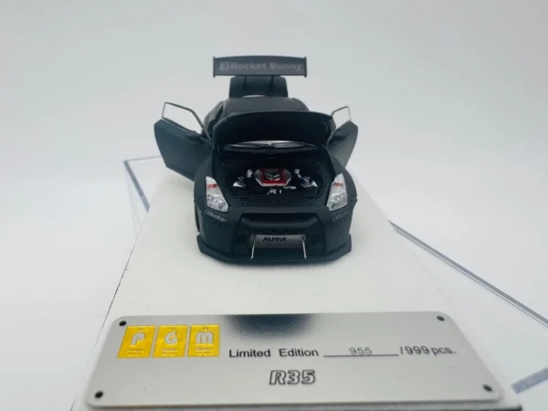 PGM 1:64 NISSAN ROCKET BUNNY R35 MATTE BLACK - Imagen 4