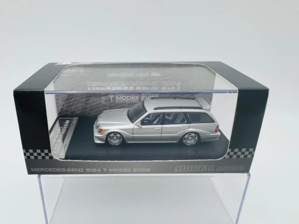 MORTAL 1:64 MERCEDES S124 EVO 2 SILVER