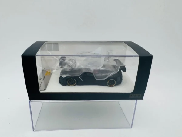 PGM 1:64 NISSAN ROCKET BUNNY R35 MATTE BLACK - Imagen 8