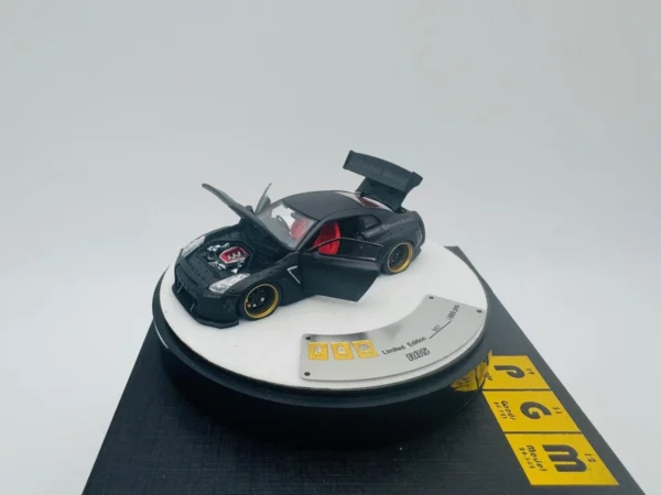 PGM 1:64 NISSAN ROCKET BUNNY R35 MATTE BLACK LUXURY
