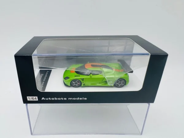 AUTOBOTS 1:64 KOENIGSEGG CCGT GREEN