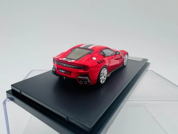 STANCE HUNTER 1:64 FERRARI F12 TDF - Imagen 5