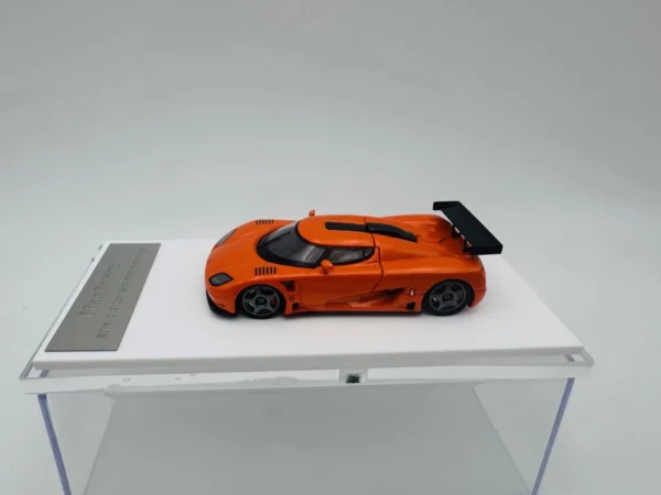 AUTOBOTS 1:64 KOENIGSEGG CCGT ORANGE - Imagen 4