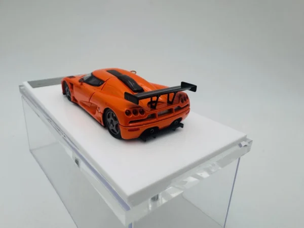AUTOBOTS 1:64 KOENIGSEGG CCGT ORANGE - Imagen 6