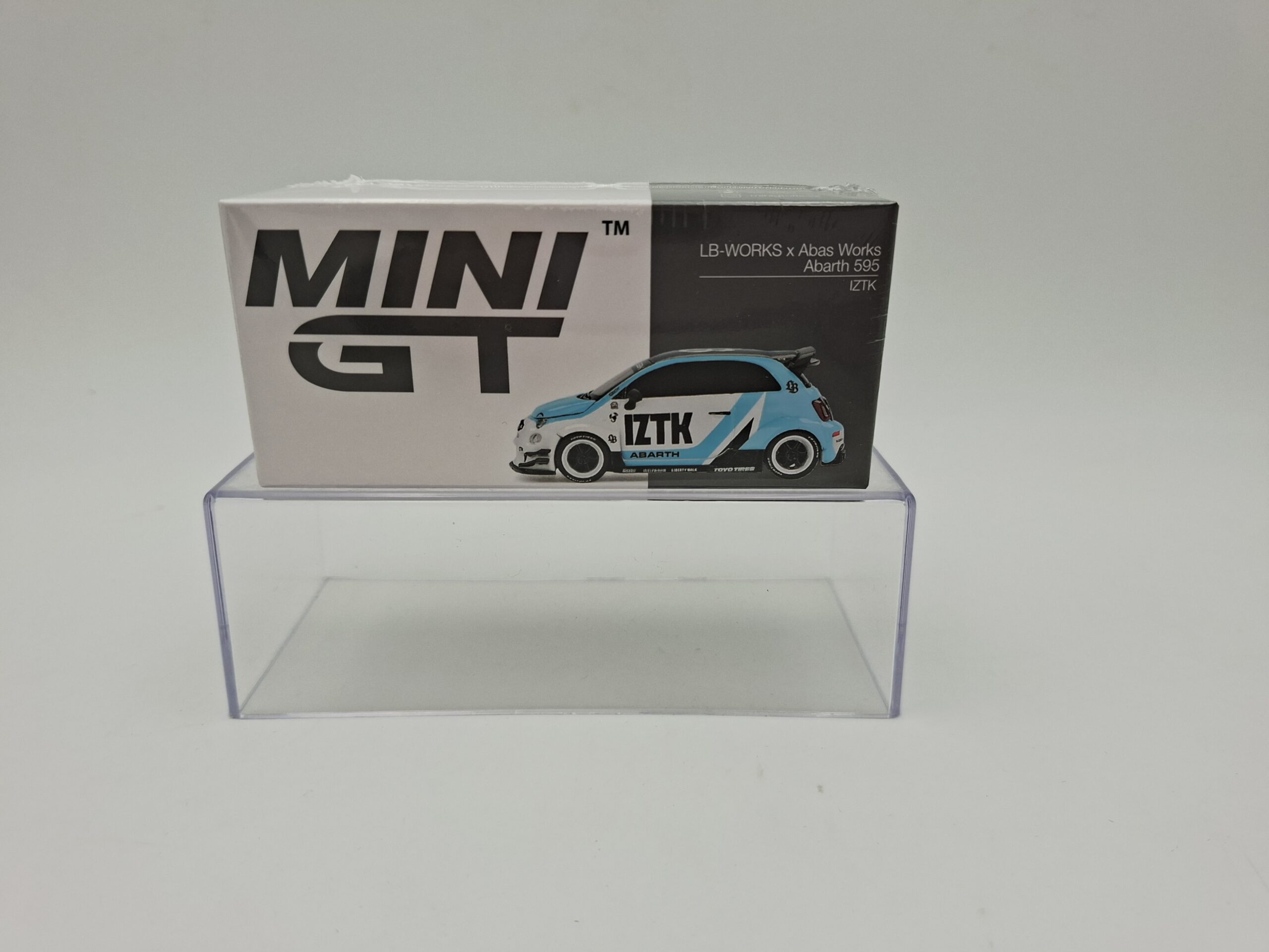 MINI GT 1:64 LB WORKS X ABAS WORKS ABARTH 595 IZTK NOVEDAD