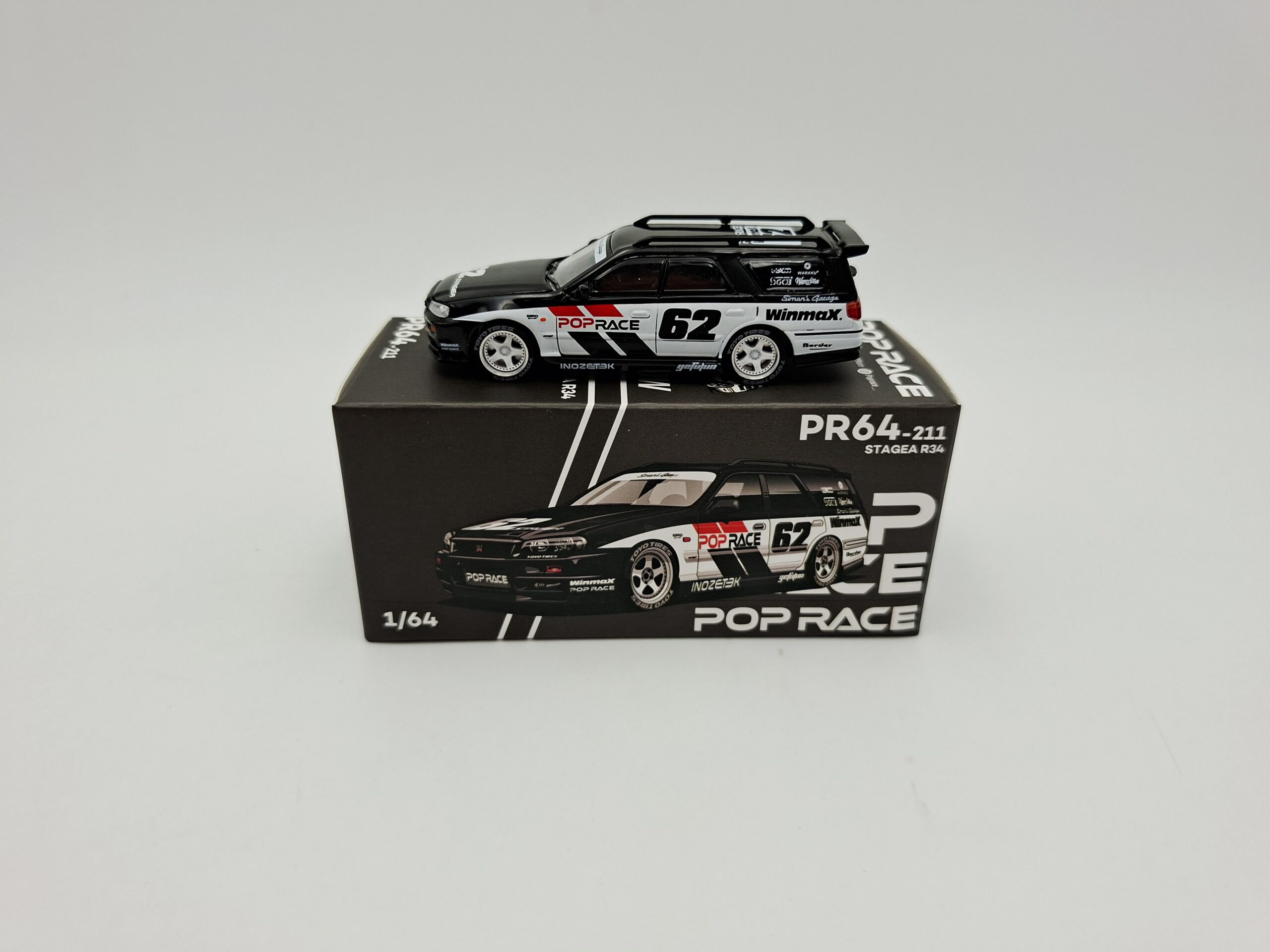 POP RACE 1:64 NISSAN STAGEA R34 SIMONS GARAGE NOVEDAD