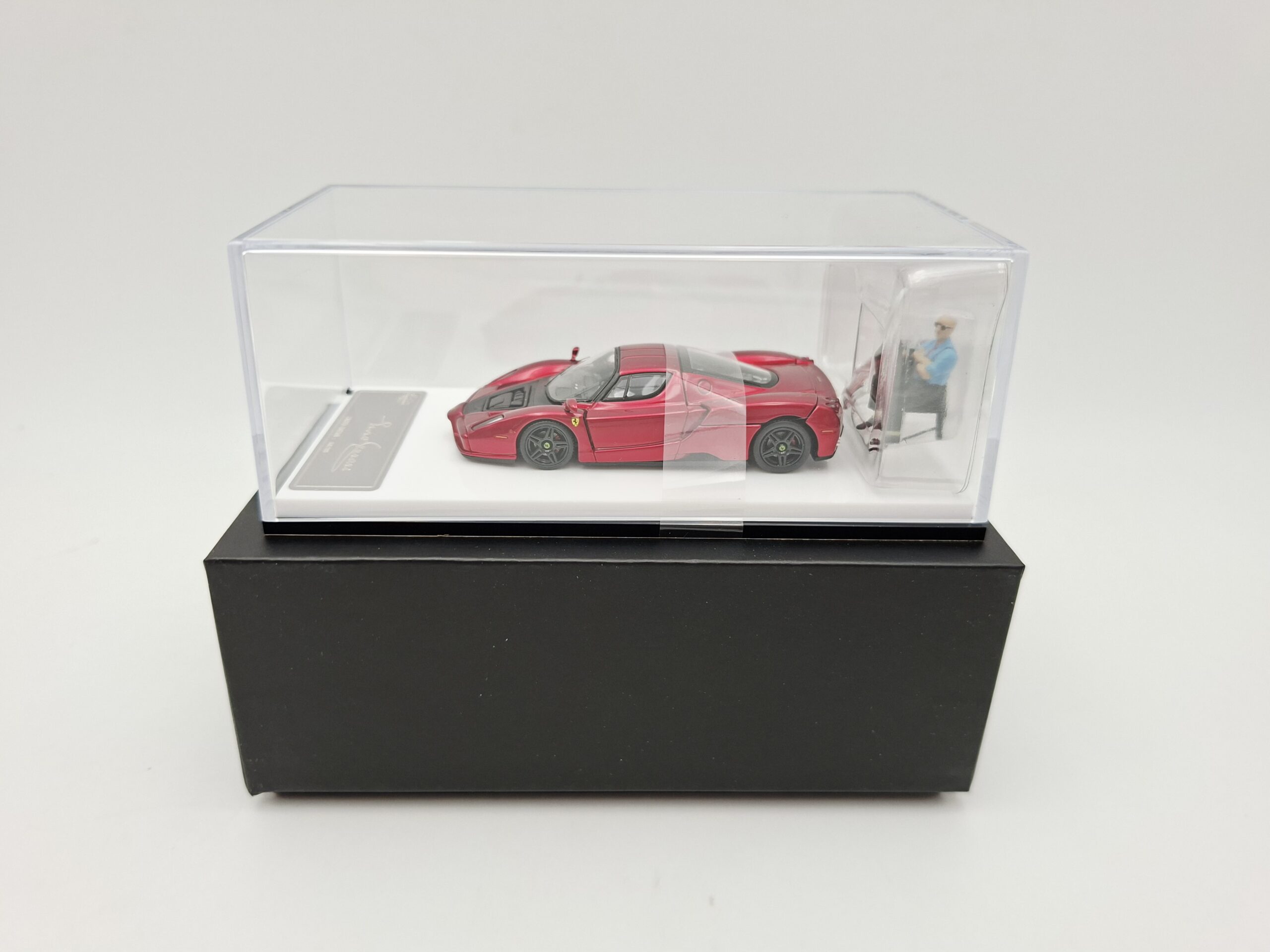 KING MODEL 1:64 FERRARI ENZO METALLIC RED - Image 4