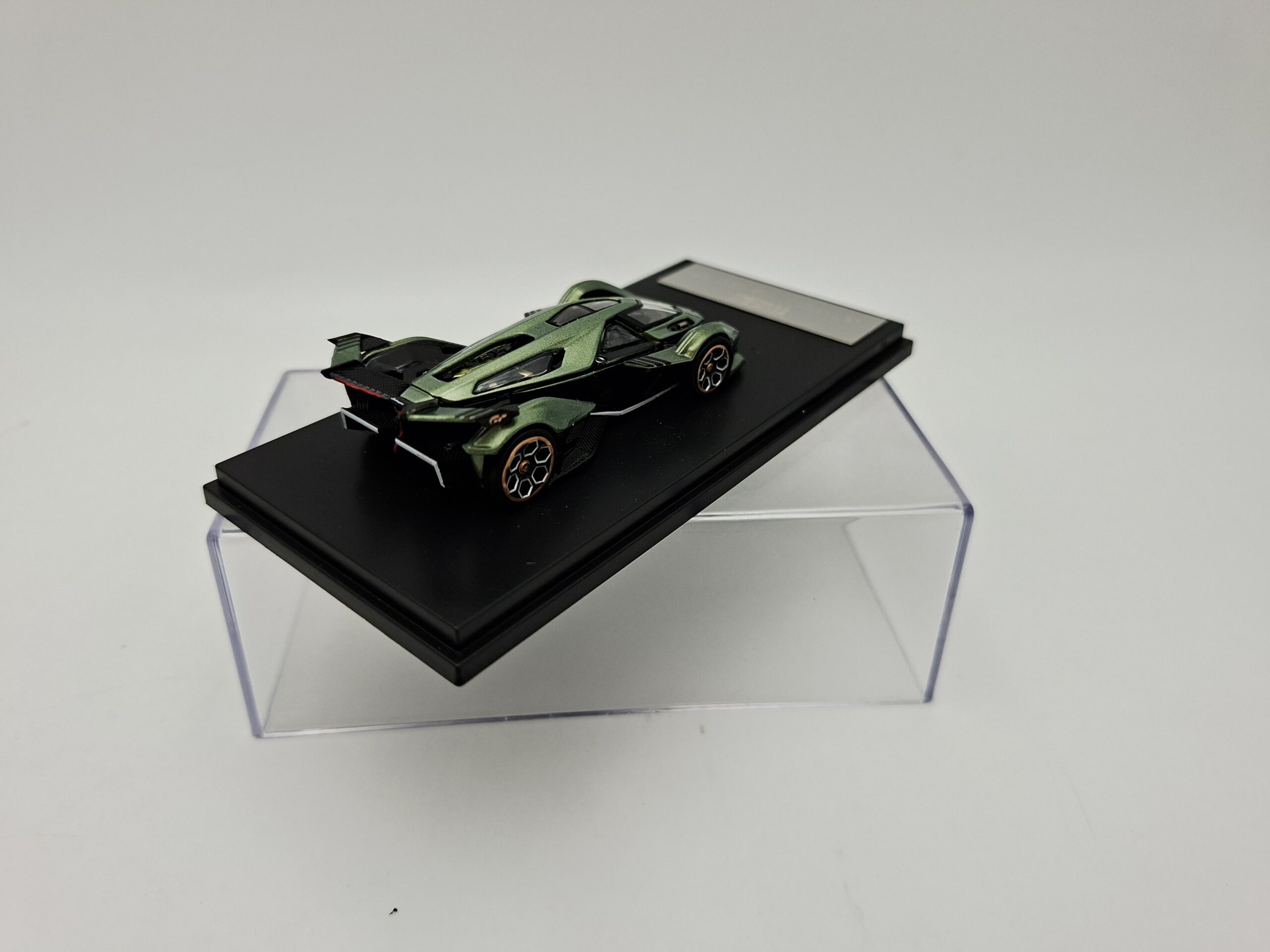 LMF 1:64 LAMBORGHINI V12 VGT - Image 4