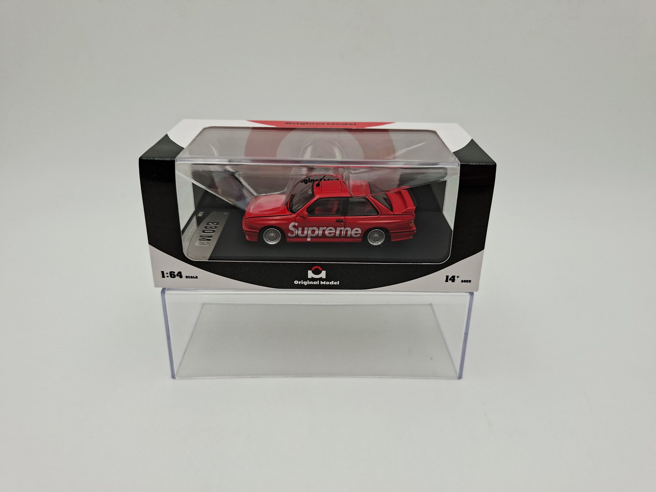 ORIGINAL MODEL 1:64 BMW M3 E30 SUPREME NOVEDAD
