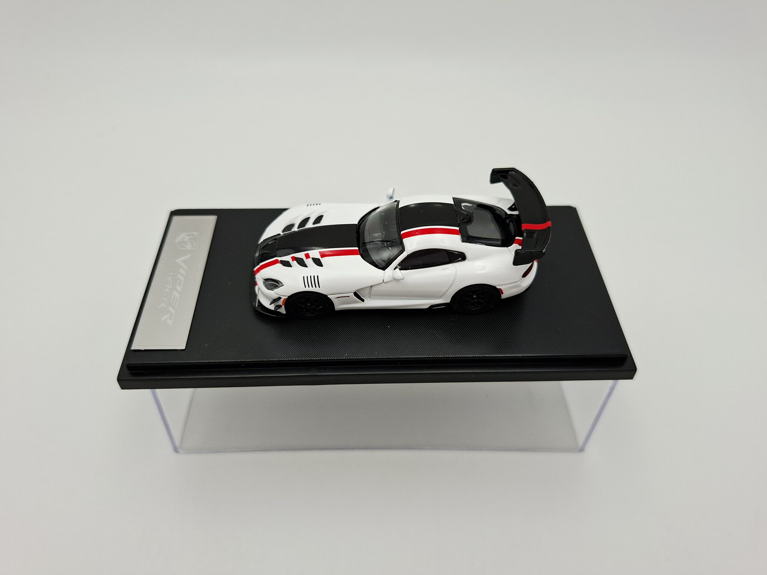 HONE MODEL 1:64 DODGE VIPER ACR WHITE NOVEDAD - Image 4
