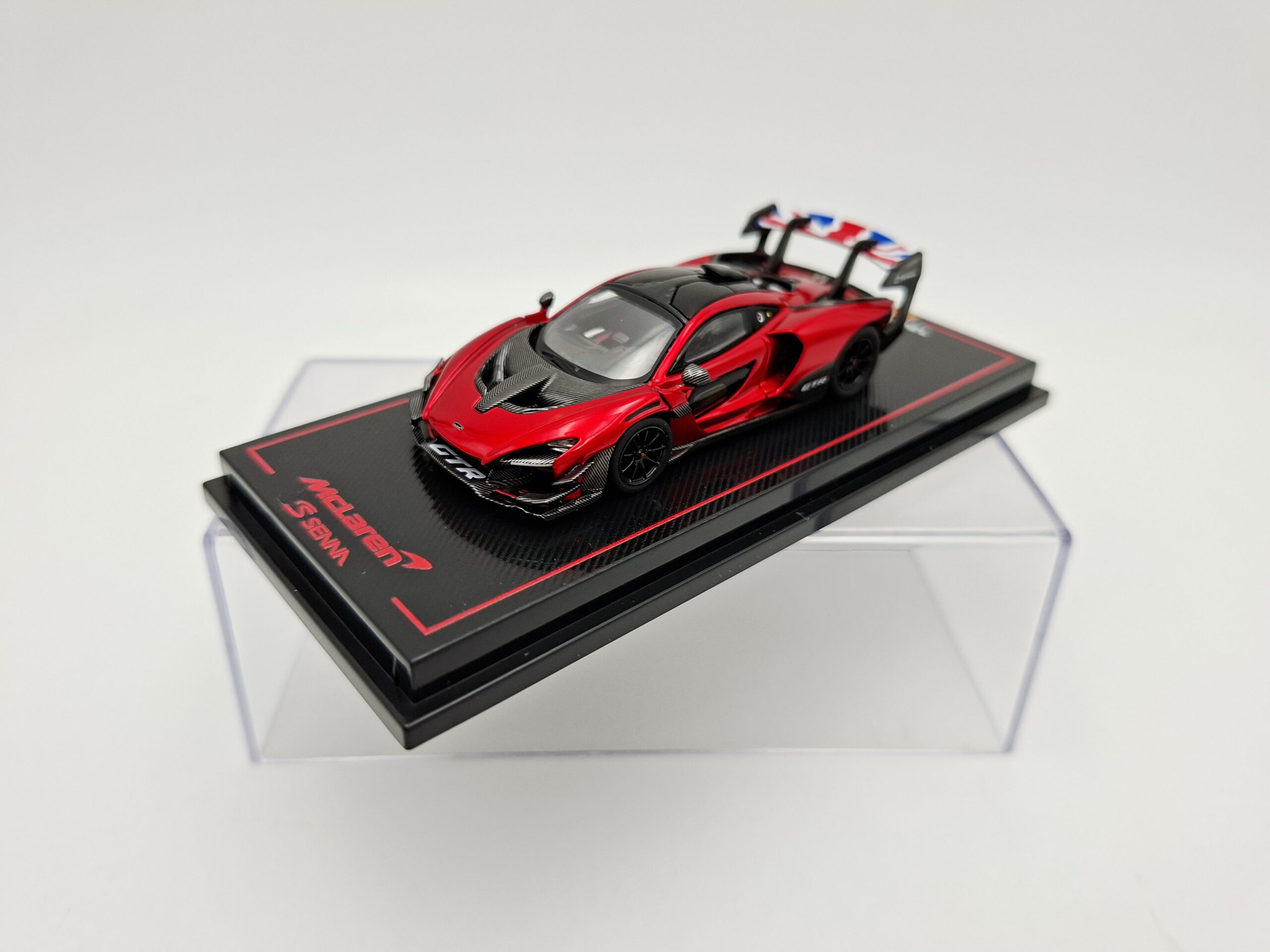 CM MODEL 1:64 MCLAREN SENNA GTR RED NOVEDAD - Image 2