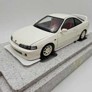 MOTORHELIX 1:18 HONDA INTEGRA TYPE R DC2 WHITE NOVEDAD