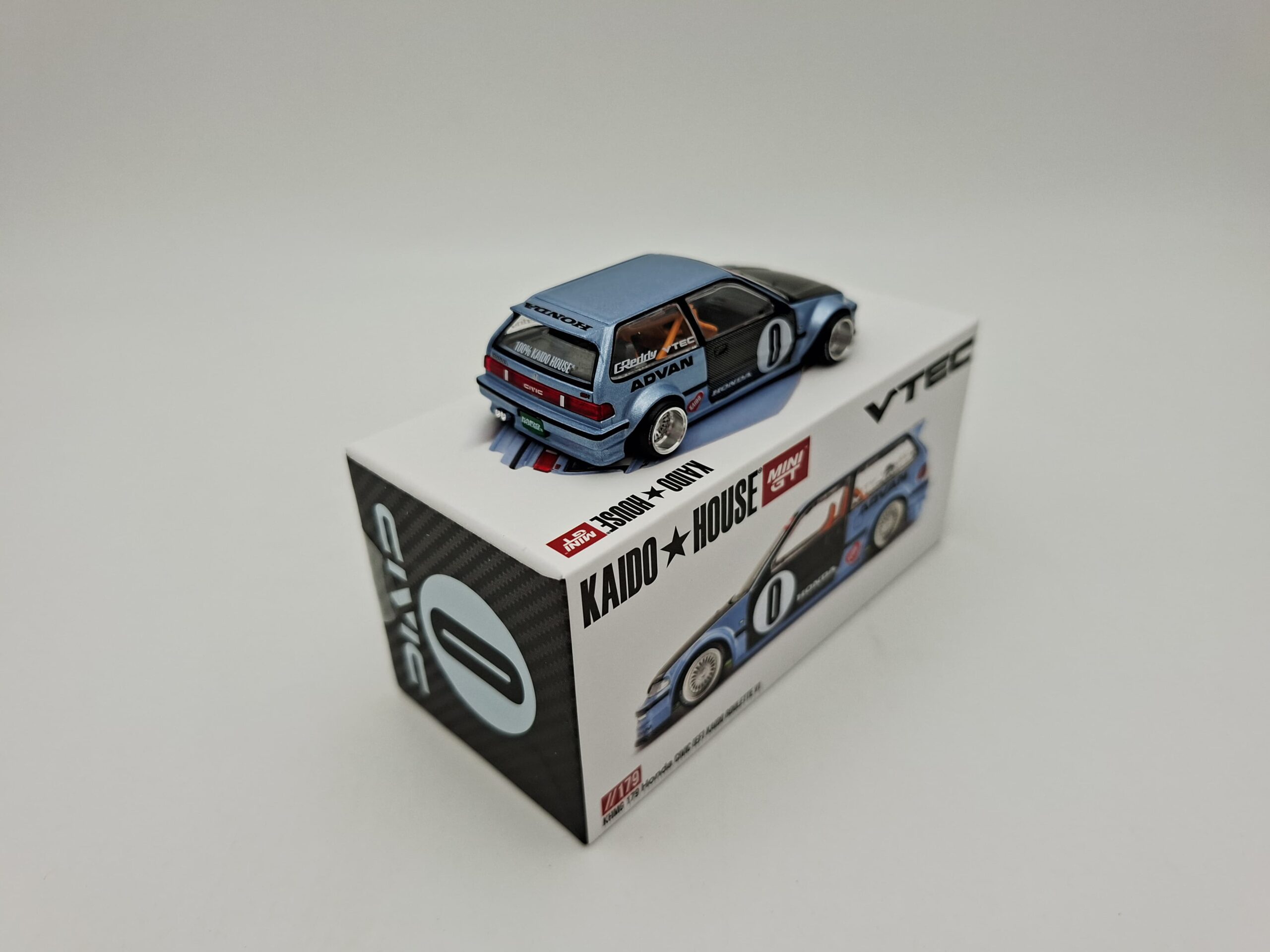 MINI GT 1:64 HONDA CIVIC EF KAIDO ROULETTE V1 - Image 3