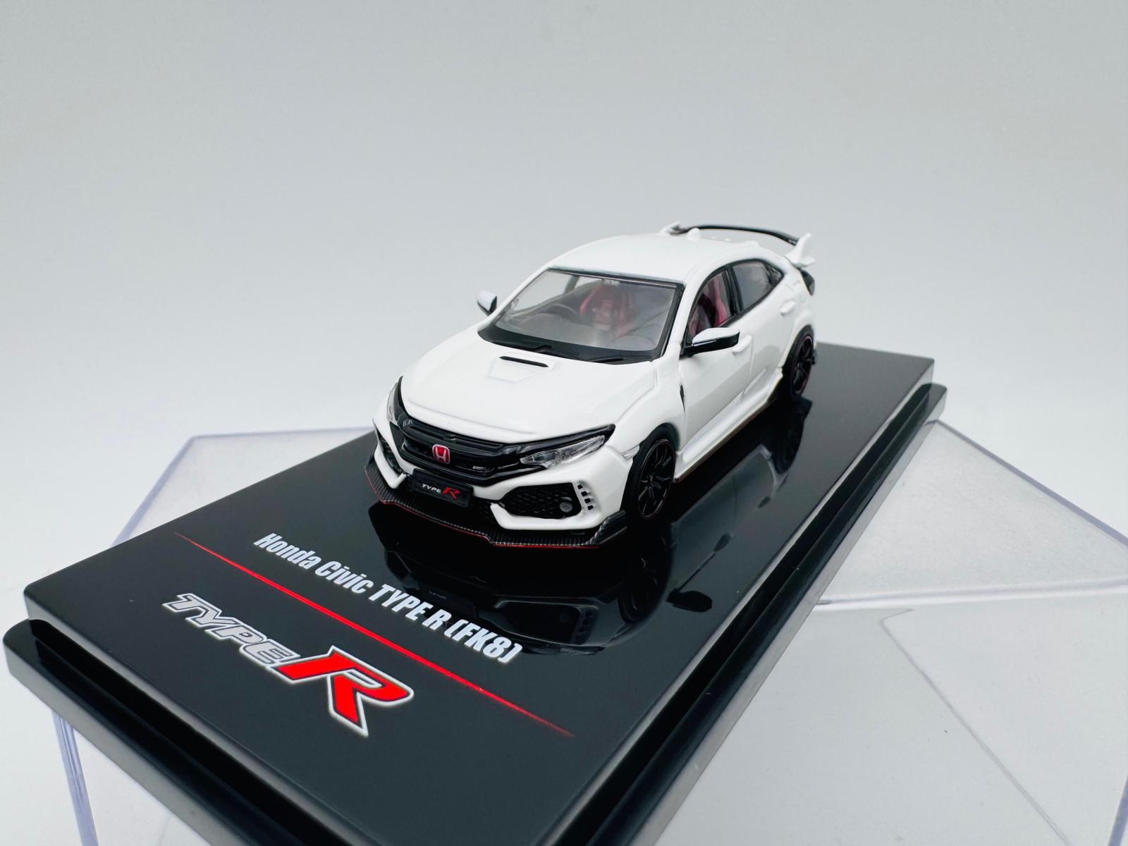 INNO MODELS 1:64 HONDA CIVIC TYPE R FK8 WHITE - Image 3