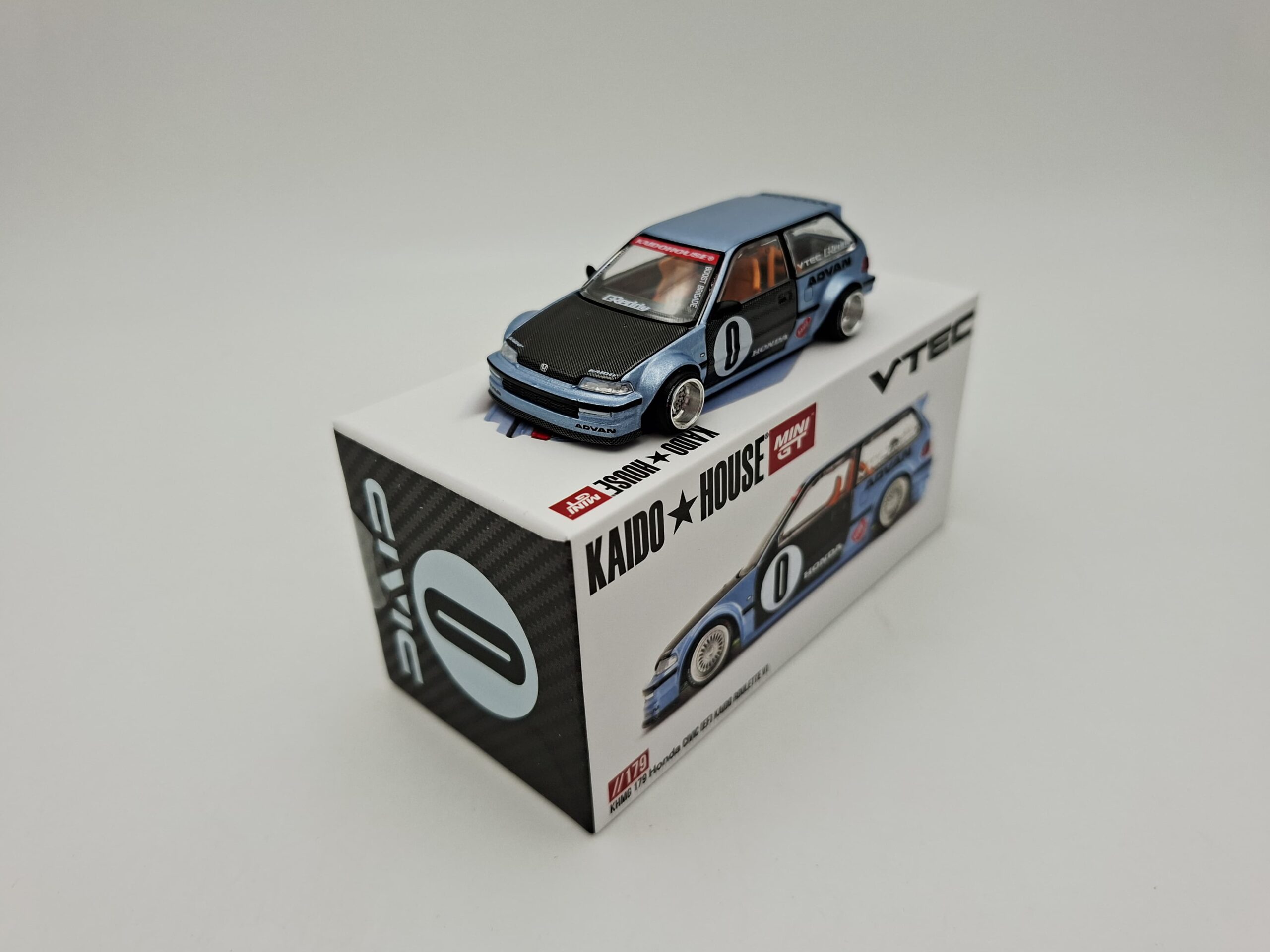 MINI GT 1:64 HONDA CIVIC EF KAIDO ROULETTE V1 - Image 4