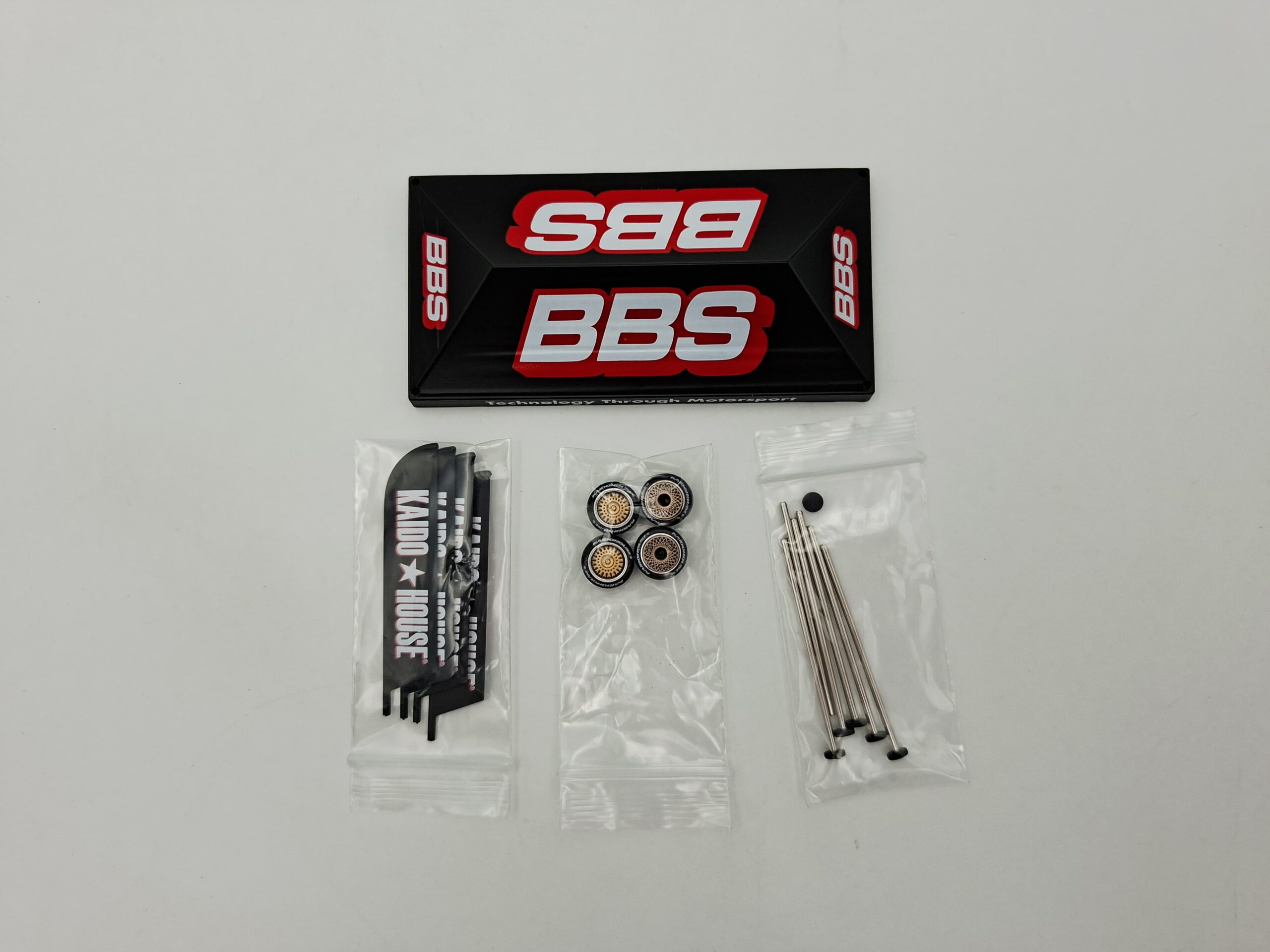 MINI GT 1:64 CARPA BBS KAIDO HOUSE TENT V1 NOVEDAD