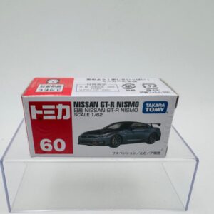 TOMICA 1:64 NISSAN GTR R35 NISMO  NOVEDAD