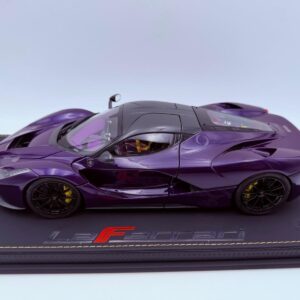 BBR 1:18 FERRARI LAFERRARI PURPLE DUBAI VIOLA VIO