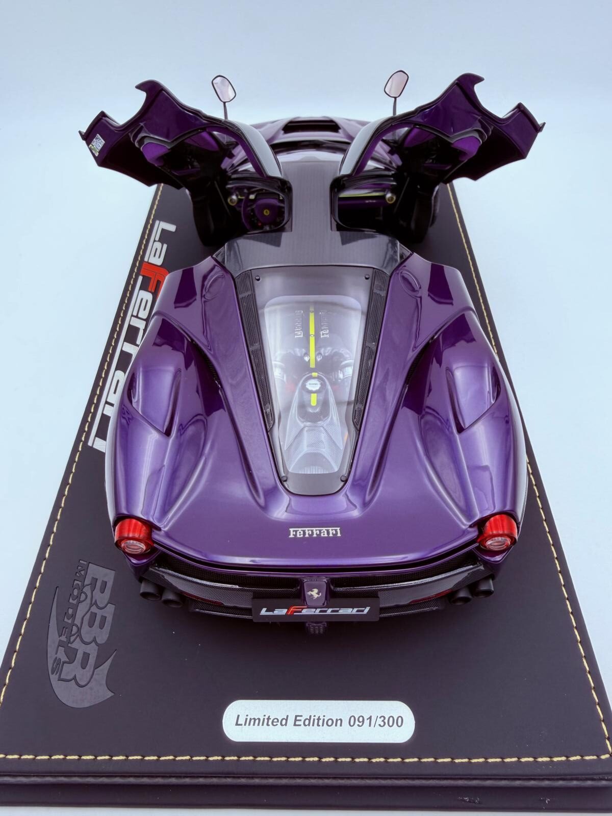 BBR 1:18 FERRARI LAFERRARI PURPLE DUBAI VIOLA VIO - Imagen 9