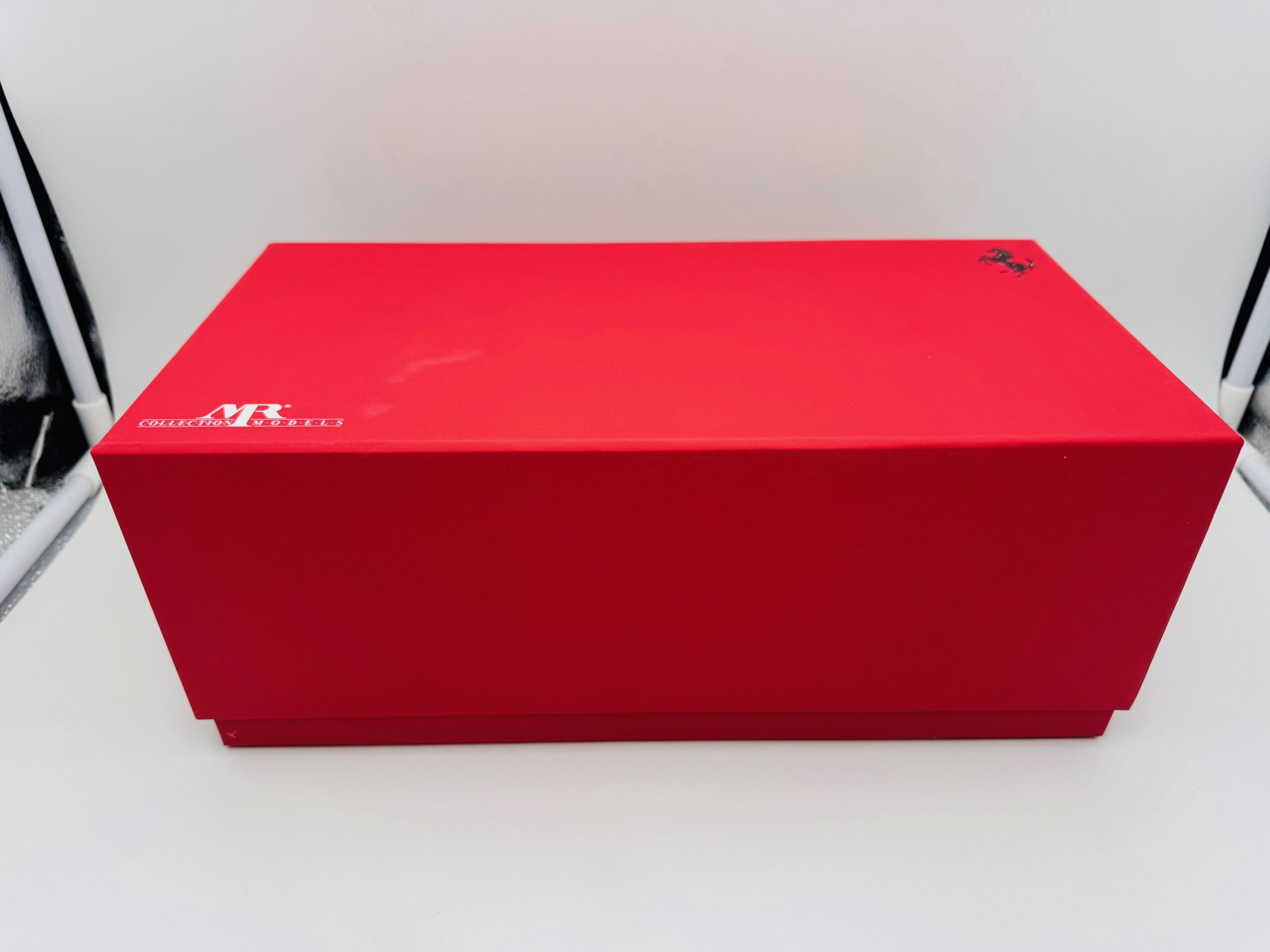 MR 1:18 FERRARI DAYTONA SP3 FULL CARBON - Image 13