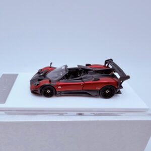 RHINO MODEL 1:64 PAGANI ZONDA 760 MY ROADSTER RUBY RED