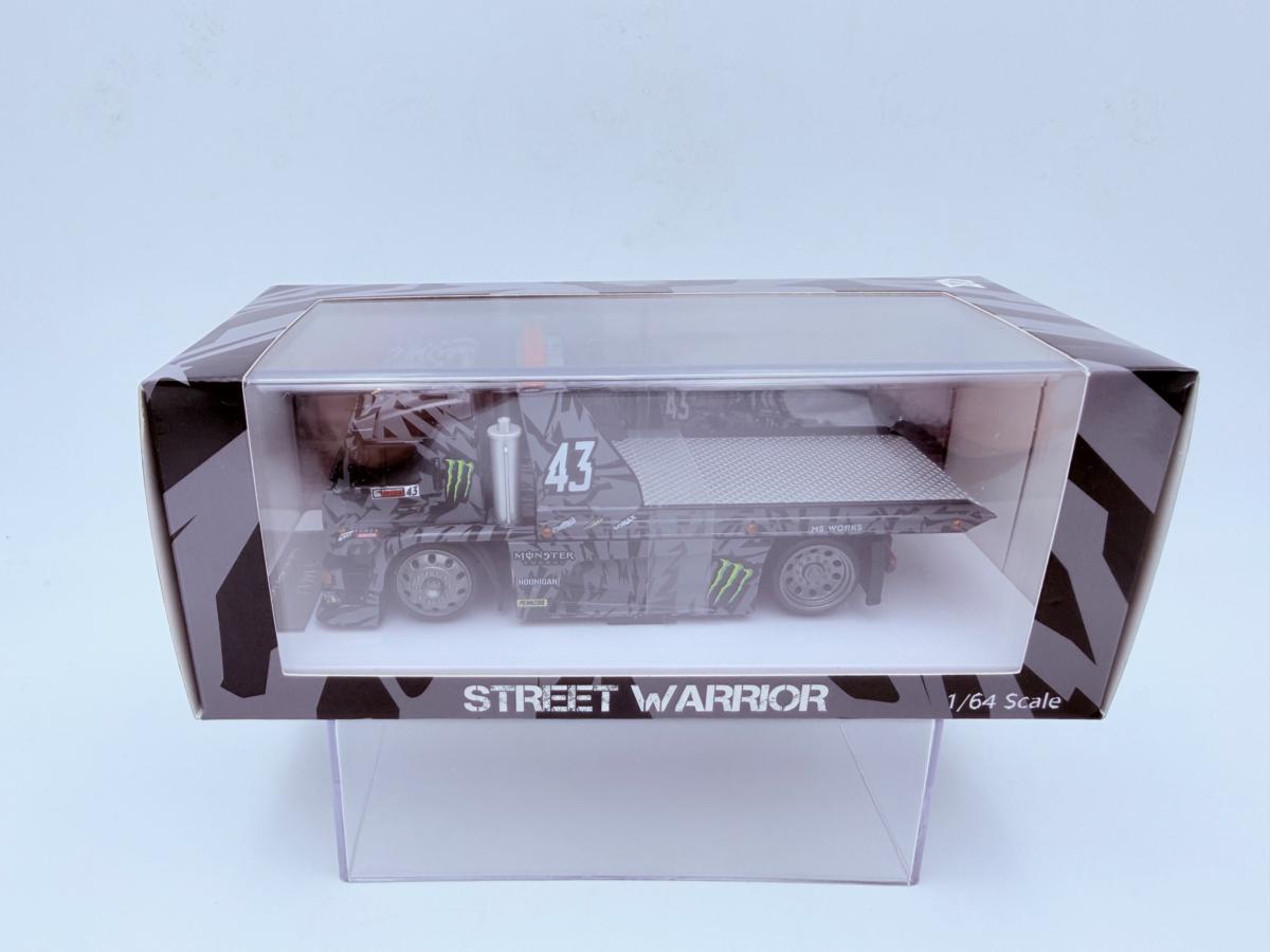 STREET WEAPON 1:64 KAMA Z TRAILER MONSTER LIVERY - Imagen 2