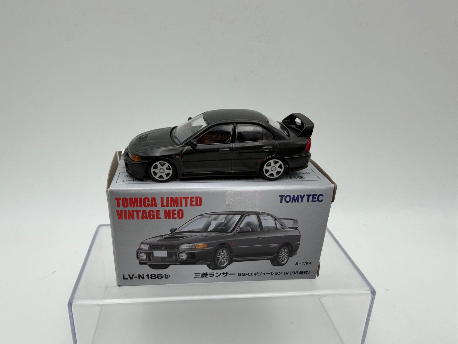 OUTLET 1:64 TOMICA MITSUBISHI LANCER EVOLUTION
