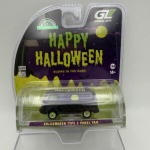 GREENLIGHT 1:64 VW TYPE 2 PANEL VAN HAPPY HALLOWEEN