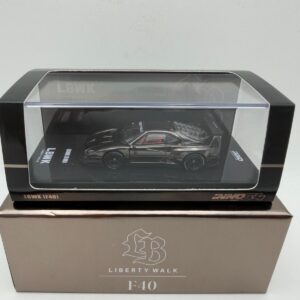 INNO MODELS 1:64 FERRARI F40 LBWK CHROME BLACK  abierto NOVEDAD