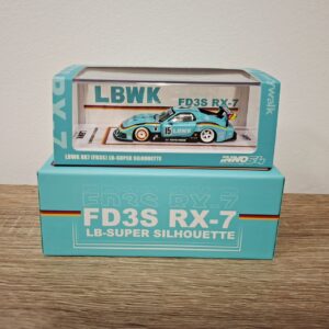 INNO MODELS 1:64 MAZDA RX7 LB SUPER SILHOUETTE VERDE