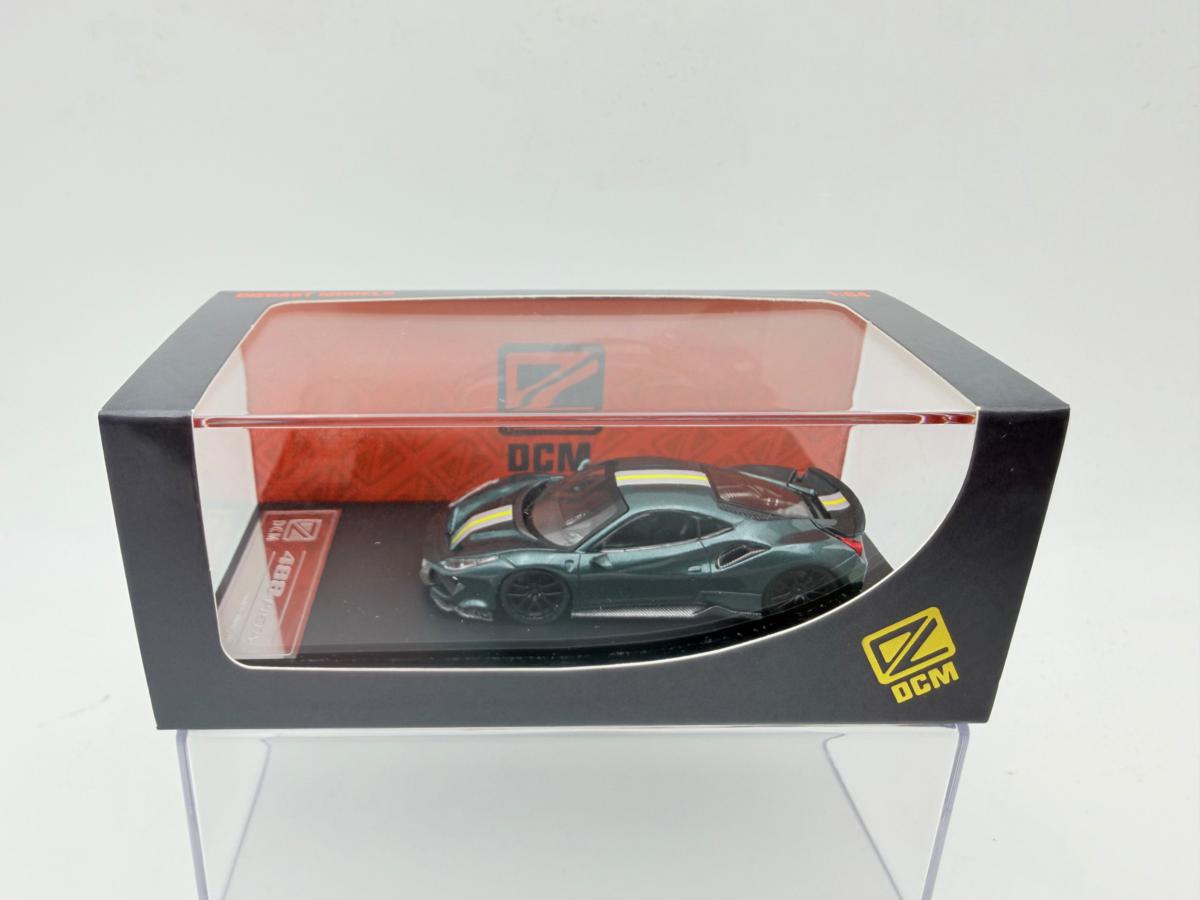 DCM 1:64 FERRARI 488 PISTA NOVITEC BRITISH GREEN