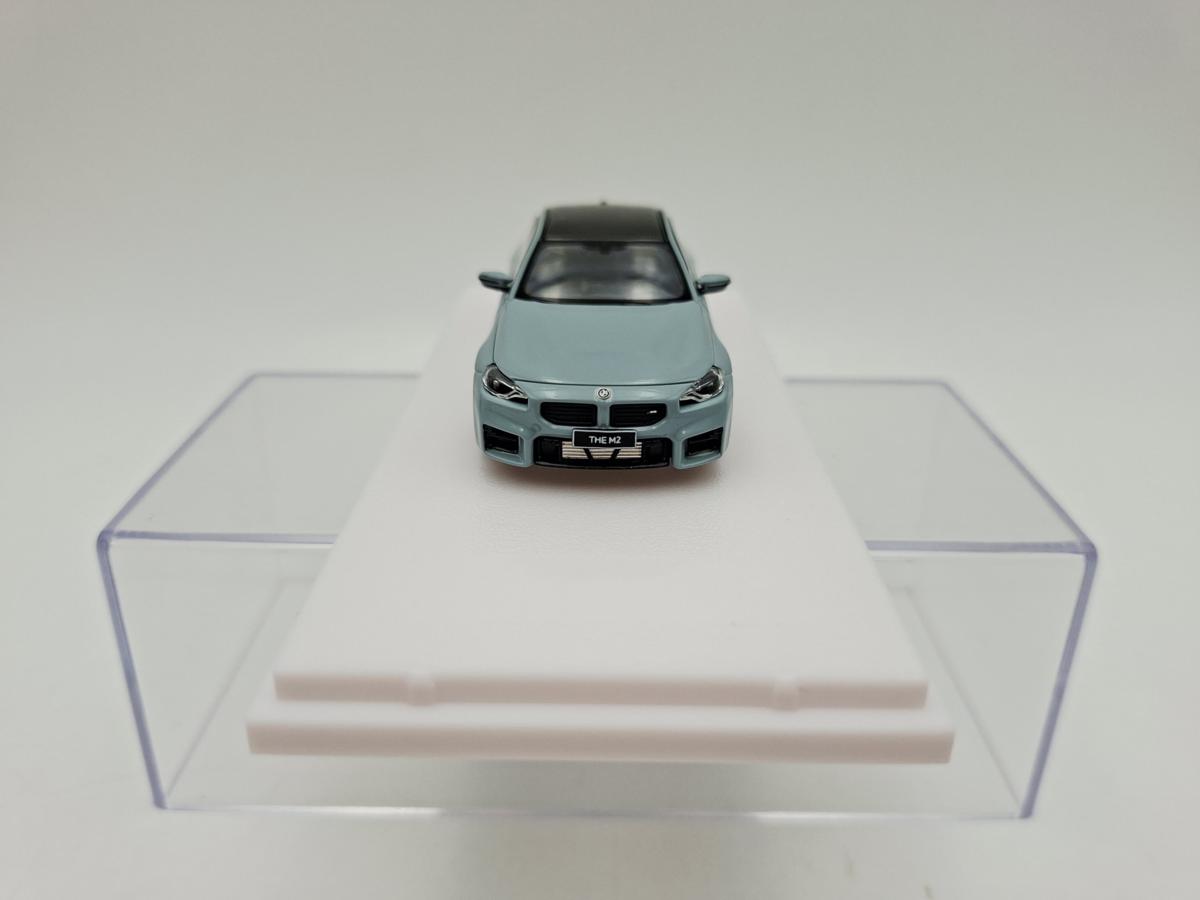 HOWIE MODEL 1:64 BMW M2 G87 BROOKLYN GRAY - Imagen 4