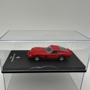 OEM 1:64 FERRARI 250 GTO  Daños
