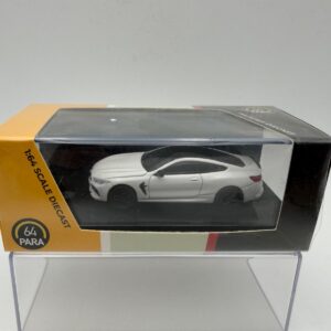 PARA64 1:64 BMW M8 BLANCO