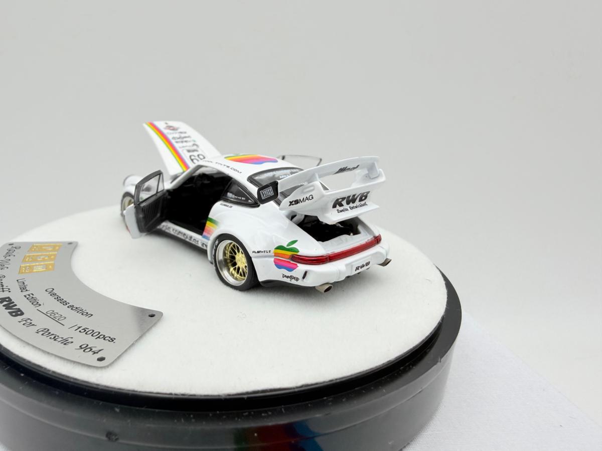 PGM 1:64 PORSCHE 964 RWB APPLE LUXURY - Imagen 5