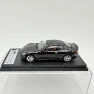 SHADOW 1:64 MASERATI GT PEARL BLACK