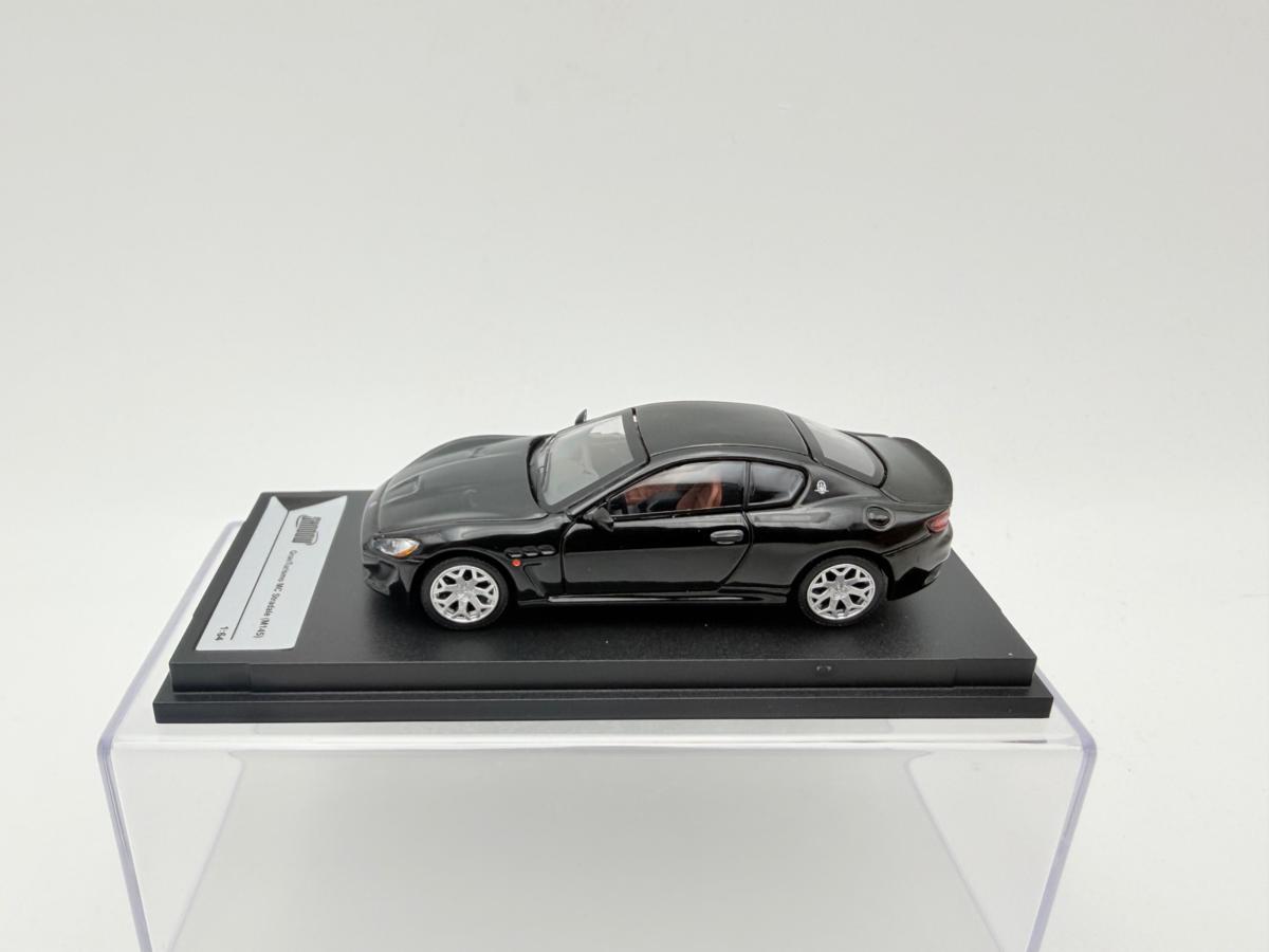SHADOW 1:64 MASERATI GT PEARL BLACK