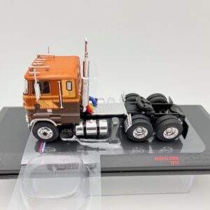 IXO 1:64 FORD CL 9000  1976