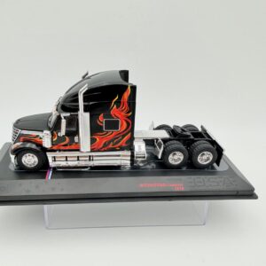 IXO 1:64 INTERNATIONAL LONESTAR 2010