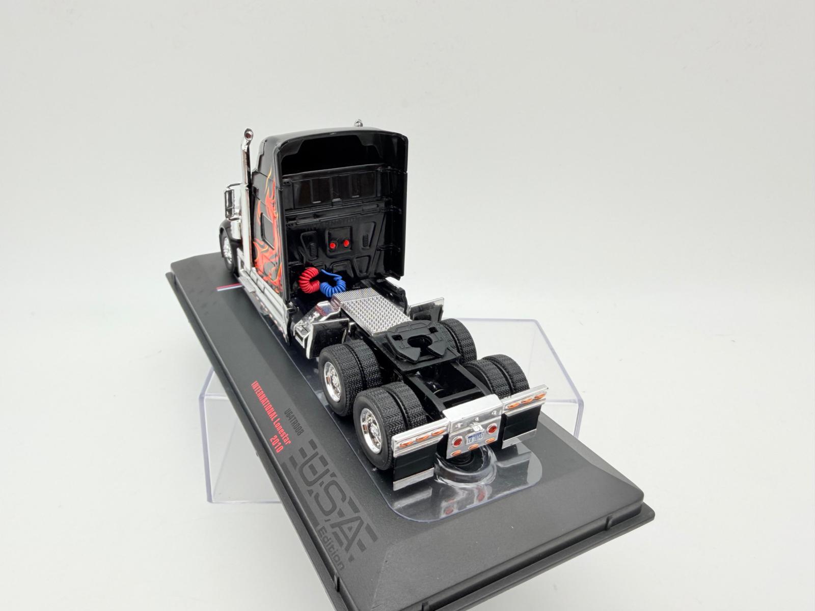 IXO 1:64 INTERNATIONAL LONESTAR 2010 - Imagen 3
