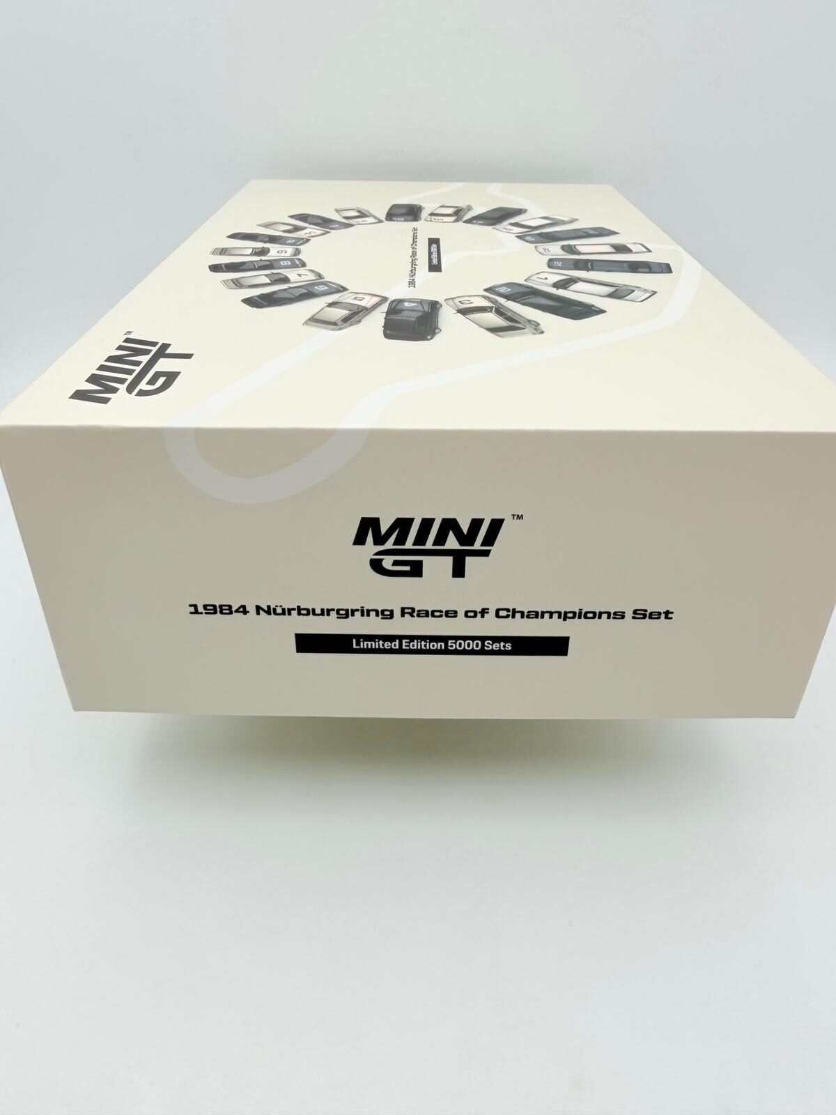 MINI GT 1:64 SET MERCEDES 190E 1984 NURBURGRING - Imagen 4